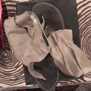 Black or Gray Sandals size 8 pre-owned